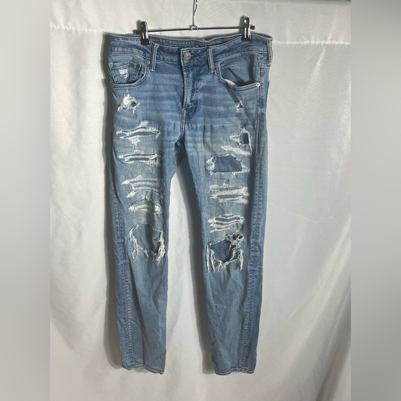 American Eagle AirFlex+ Men’s 32x36 Light Wash Distressed Ripped Jeans Denim - Picture 3 of 9